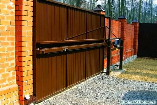 Автоматические ворота с дистанционным открытием: цена и монтаж