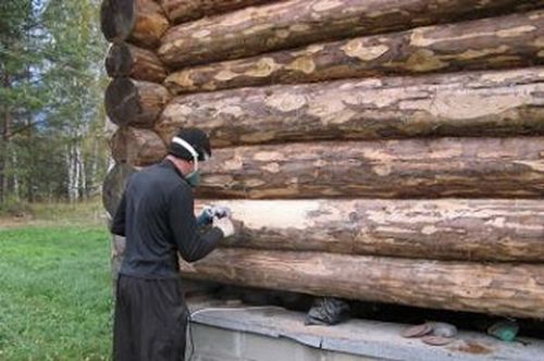 Чем покрасить деревянный дом снаружи: какая краска для наружных работ лучше, отзывы, как выбрать и прочее (краска, фасад) Чем покрасить деревянный дом снаружи: какая краска для наружных работ лучше, отзывы, как выбрать и прочее