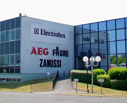 Холодильники «Электролюкс» (Electrolux): отзывы, советы по выбору + лучшие модели