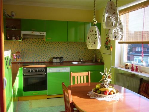 Кафель для кухни (107 фото): наклейки на стене, как выбрать панно на рабочую стенку (плитка, кафель) Кафель для кухни (107 фото): наклейки на стене, как выбрать панно на рабочую стенку