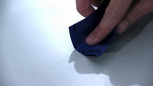Как убрать царапину на ванне