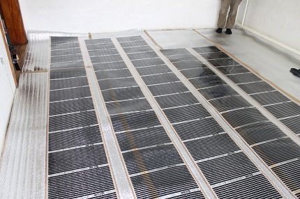 Какой теплый пол лучше под плитку: разбор лучших вариантов (система, пол) Какой теплый пол лучше под плитку: разбор лучших вариантов