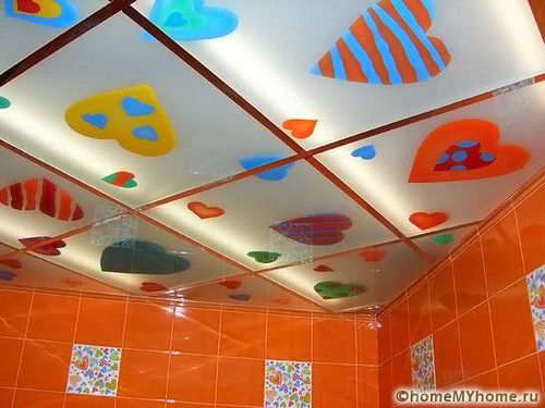 Какой выбрать потолок в ванной комнате: обзор популярных решений (потолок, ванна) Какой выбрать потолок в ванной комнате: обзор популярных решений