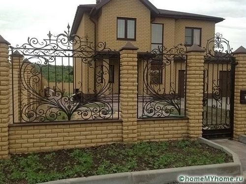 Красивые заборы для частных домов: фото и креативные идеи (забор, конструкция) Красивые заборы для частных домов: фото и креативные идеи