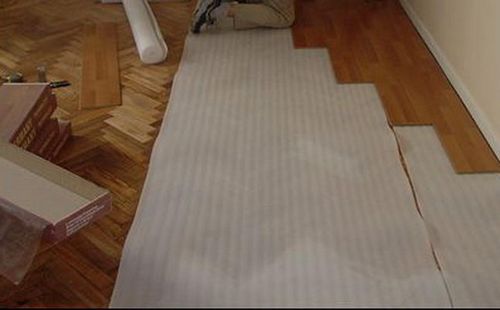 Можно ли класть ламинат на паркет: как положить на паркетный пол старый, укладка своими руками и замена (паркет, ламината) Можно ли класть ламинат на паркет: как положить на паркетный пол старый, укладка своими руками и замена