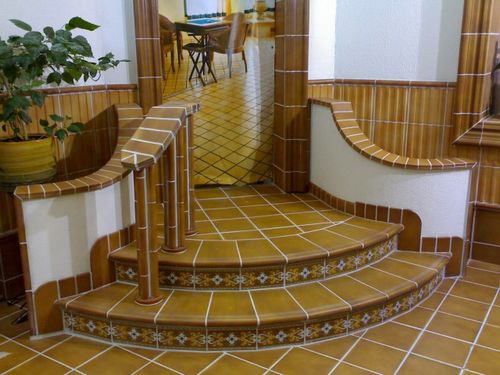 Облицовка крыльца керамогранитом