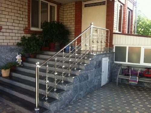 Ограждения для крыльца + фото