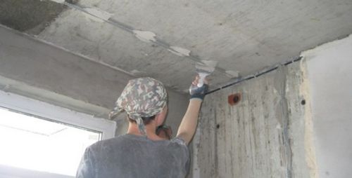 Оштукатуривание потолка по маякам (потолок, маяк, планка) Оштукатуривание потолка по маякам
