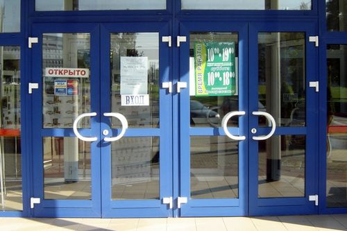 Перегородки со стеклом из алюминия, дерева, гипсокартона и стекла (перегородка, профиль) Перегородки со стеклом из алюминия, дерева, гипсокартона и стекла
