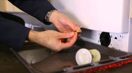 Почему стиральная машина не отжимает или шумит при отжиме (машинка, отжим) Почему стиральная машина не отжимает или шумит при отжиме