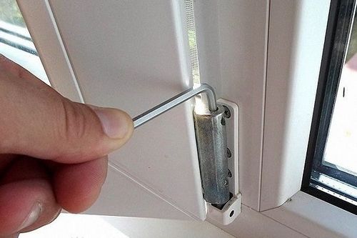 Почему текут пластиковые окна: причины, что делать, как с этим бороться, зимой