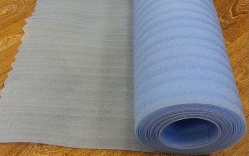 Подложка под линолеум на бетонный пол: нужна ли и какую выбрать, что подложить в качестве утеплителя, как утеплить пол в квартире и в доме (линолеум, пол) Подложка под линолеум на бетонный пол: нужна ли и какую выбрать, что подложить в качестве утеплителя, как утеплить пол в квартире и в доме