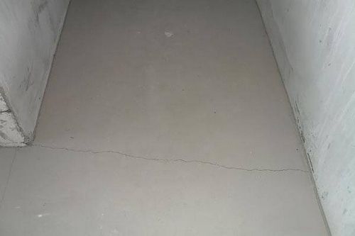 Полусухая стяжка пола плюсы и минусы использования