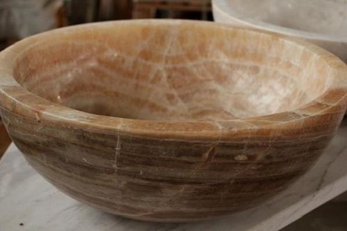 Раковины из натурального и искусственного камня: плюсы и минусы