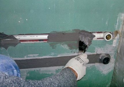 Разводка труб в ванной и туалете: правильные сантехнические схемы