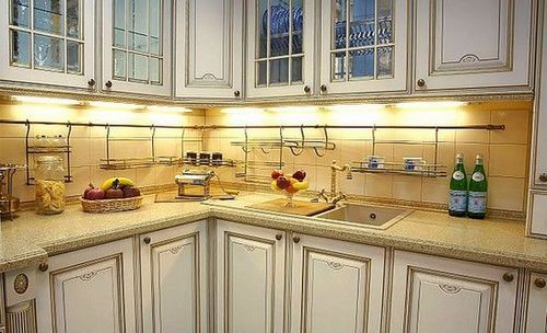 Ручки для кухонной мебели (81 фото): мебельные скобы для кухни из Италии (ручка, кухонный) Ручки для кухонной мебели (81 фото): мебельные скобы для кухни из Италии