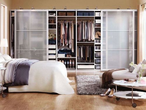 Шкафы Pax Ikea (46 фото): белый угловой шкаф в интерьере, двери и каркас, зеркальные модели, отзывы (шкаф, гардероб, мебель) Шкафы Pax Ikea (46 фото): белый угловой шкаф в интерьере, двери и каркас, зеркальные модели, отзывы