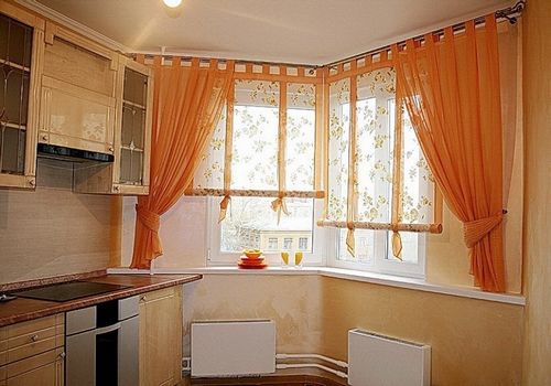 Шторы из вуали (60 фото): льняные модели из двух цветов для гостиной и зала, занавески на кухню (вуаль, гардина, ткань) Шторы из вуали (60 фото): льняные модели из двух цветов для гостиной и зала, занавески на кухню