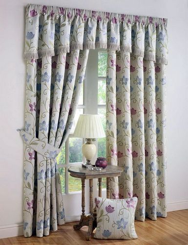 Шторы в стиле «прованс» (72 фото): варианты в интерьере для спальни и гостиной, занавески для кухни (штора, окно, стиль) Шторы в стиле «прованс» (72 фото): варианты в интерьере для спальни и гостиной, занавески для кухни
