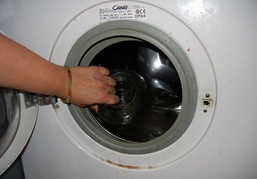 Стиральная машина не сливает воду: причина, почему стиралка автомат заморилась, что делать, не отключает воду