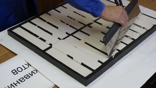 Укладка гипсовой плитки: как класть плитку под кирпич, как сделать своими руками, можно ли укладывать на штукатурку (плитка, гипсовый, отделка) Укладка гипсовой плитки: как класть плитку под кирпич, как сделать своими руками, можно ли укладывать на штукатурку