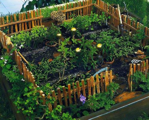 Забор своими руками из профнастила. Как построить из дерева, декоративный. Фото (забор, заборчик) Забор своими руками из профнастила. Как построить из дерева, декоративный. Фото